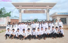 Tập thể lớp 12C2